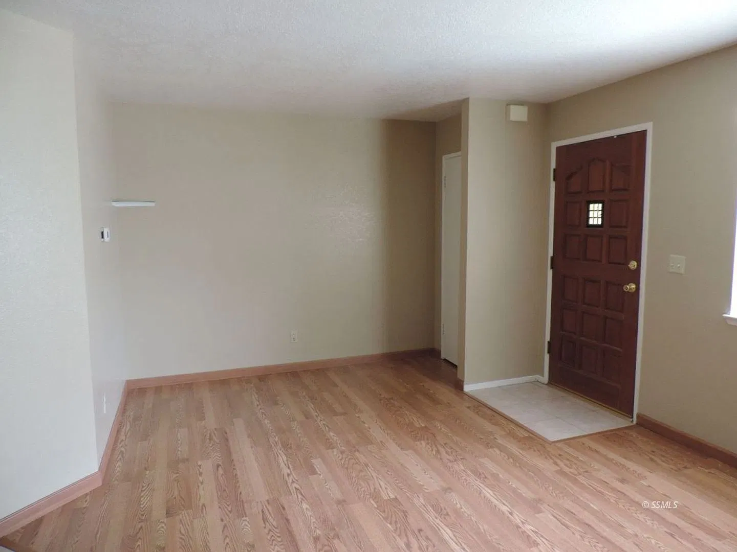 Comfortable Condo For Rent! — Photo 3