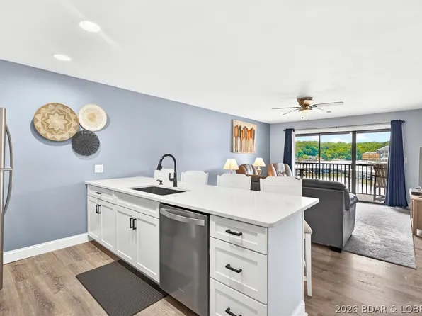 1532 Harbor Point #304-D, Osage Beach, MO 65065