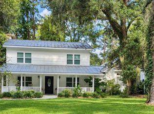 20 Piney Point Rd, Savannah, GA 31410