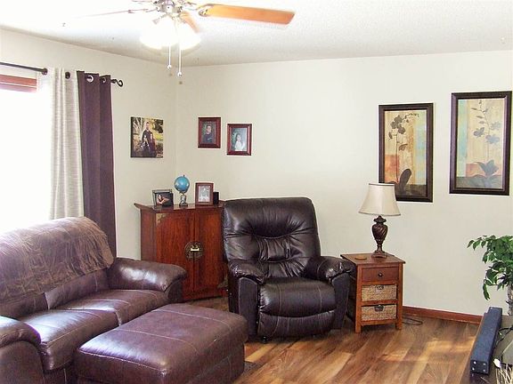 2nd image of 1404 26th St