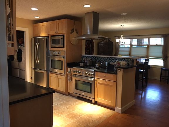 Upgraded open kitchen