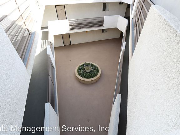 3rd image of 5688 Etiwanda Ave APT 306