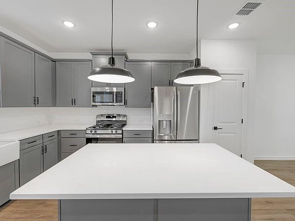 5th image of 510 Samuel Ridge Dr