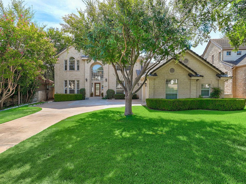 1st image of 38 Tiburon Dr