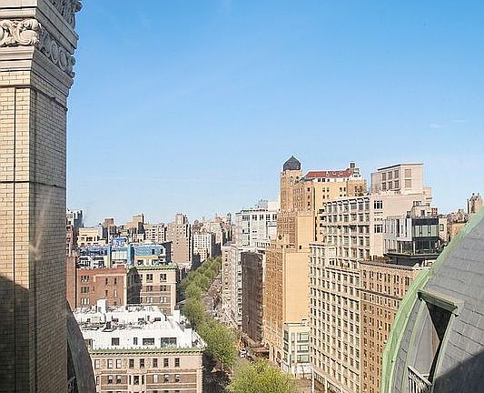 5th image of 2109 Broadway APT 17131