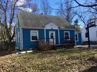 213 Arcadia Dr, Champaign, IL