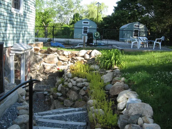 126 Burlington St #1, Lexington, MA 02420