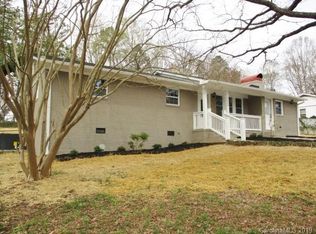 5659 E Hillsdale St, Fort Lawn, SC 29714