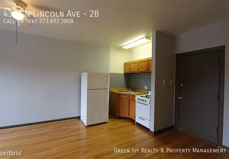 4307 N Lincoln Ave #2B — Photo 3