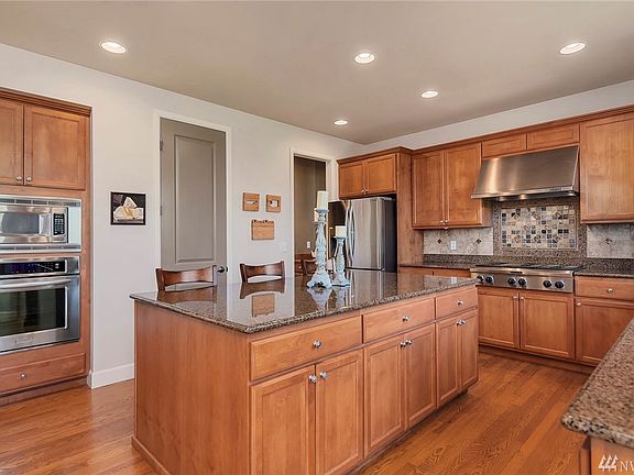 3rd image of 33918 SE Salal St