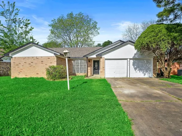 6754 Indian Lake Dr, Missouri City, TX 77489