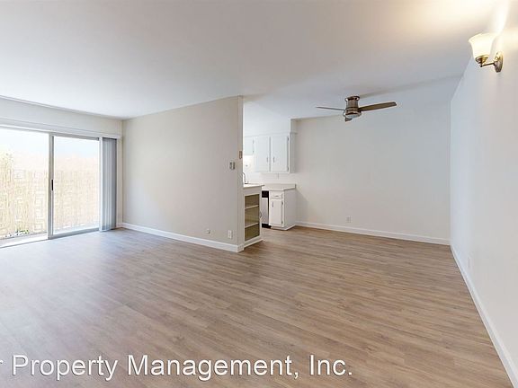 3rd image of 3431 Vinton Ave APT 2