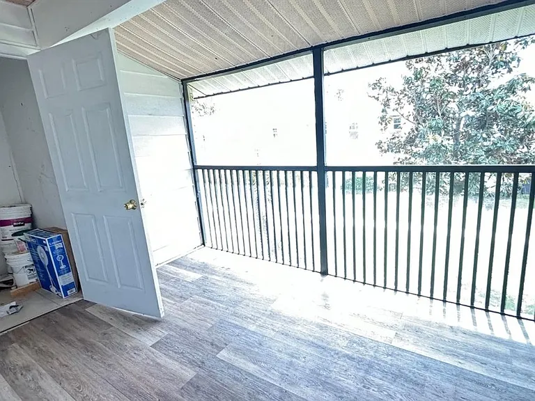 860 Sky Lake Cir #412 — Photo 8
