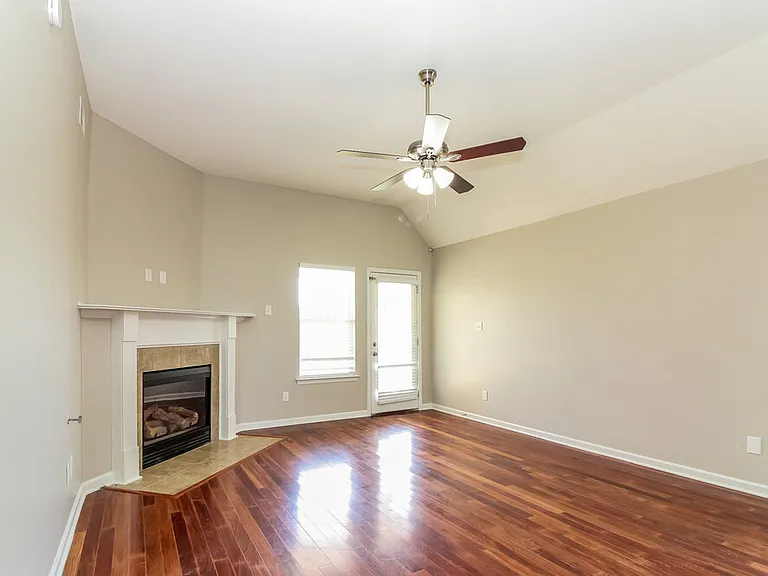 5842 Carrel Cv — Photo 5