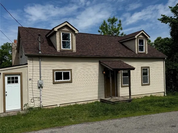 84 Beagle Club Rd, Washington, PA 15301