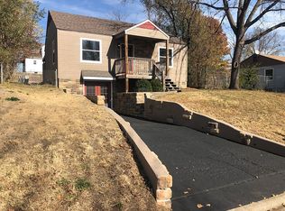 1208 Delaware St, Leavenworth, KS 66048