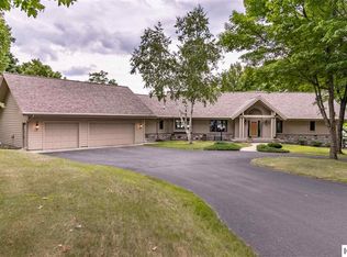 24004 W Sunset Island Dr, Cohasset, MN 55721
