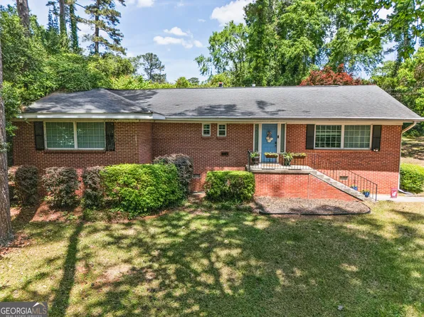 201 Lakeside Dr, Milledgeville, GA 31061