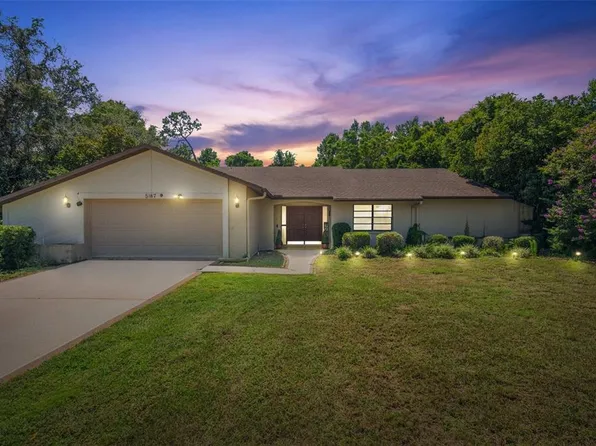 5187 Suwannee Rd, Weeki Wachee, FL 34607