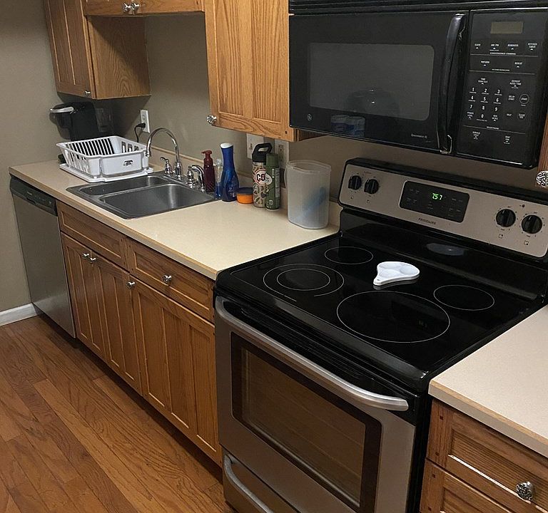1st image of 518 Banfield Ave