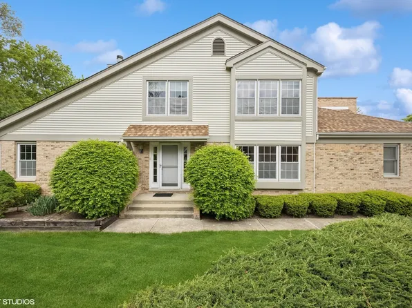 1924 W Ashbury Ln, Palatine, IL 60067