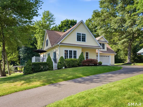16 Blueberry Hill Road, Bridgewater, CT 06752