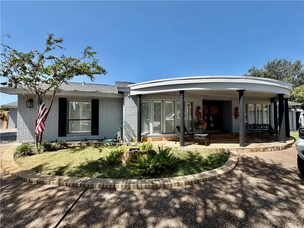 5017 Lost Creek Cir, Corpus Christi, TX 78413