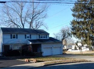 130 Sycamore Rd, Clifton, NJ 07012