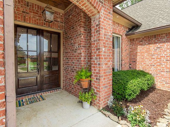 3rd image of 140 Stillhouse Creek Dr