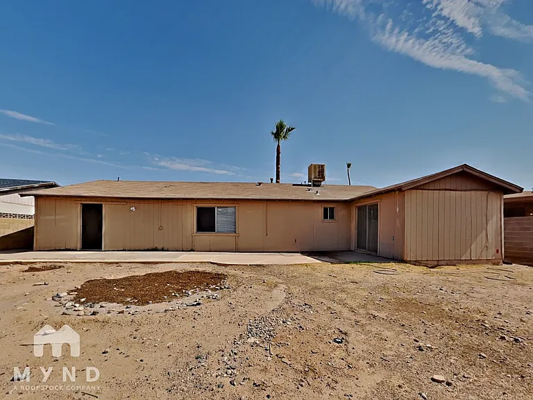 6033 W Vernon Ave — Photo 22