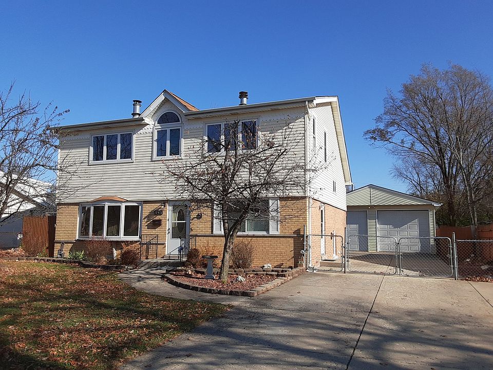 1st image of 17417 Odell Ave