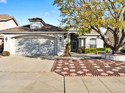 2842 E Brandon Ln, Fresno, CA, 93720