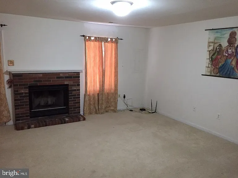 2503 Clover Field Cir — Photo 11