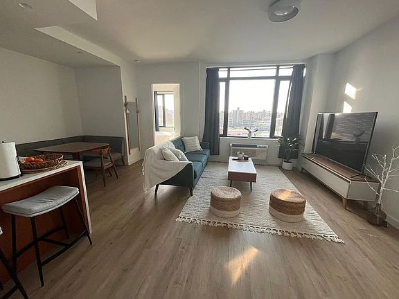 3rd image of 276 Grand Concourse #1184