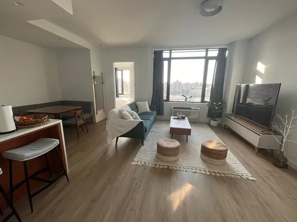 276 Grand Concourse image 3 of 8