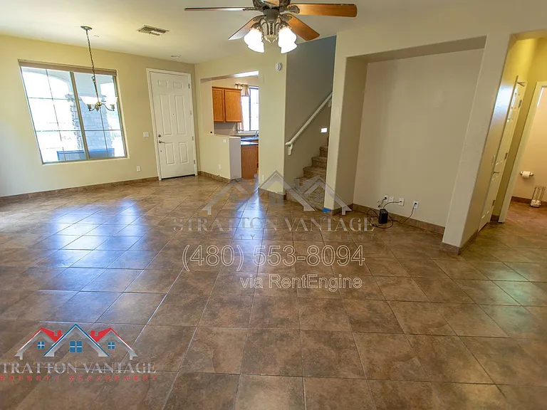 9136 W Meadow Dr — Photo 8
