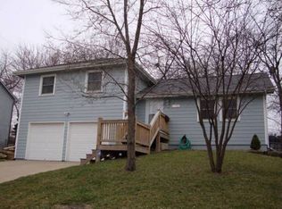 1005 Holiday Dr, Lawrence, KS 66049