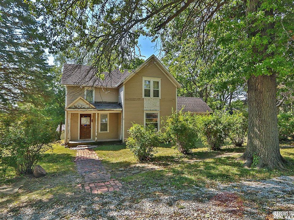 1st image of 121 E H St
