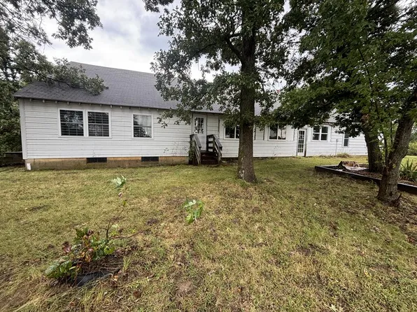 22397 State Highway 156, La Plata, MO 63549