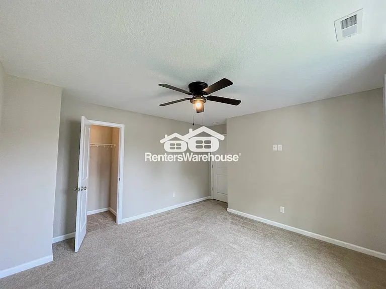135 Cushing St — Photo 36