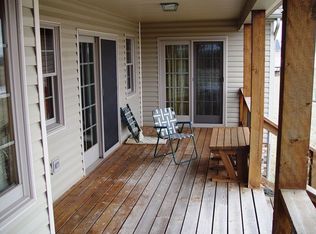 8743 Eda Ln, Columbia, IL 62236