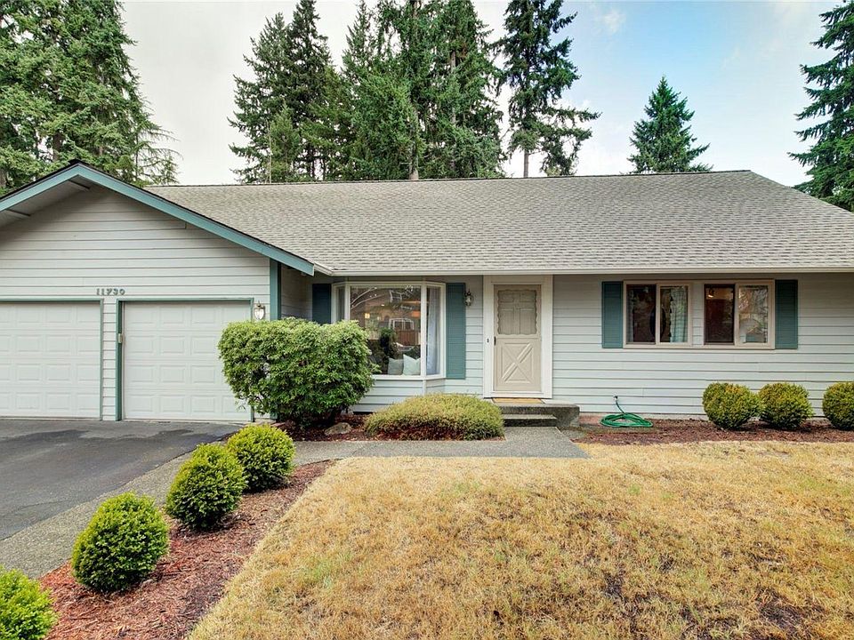 Super convenient location. Beautiful Kirkland home for rent.