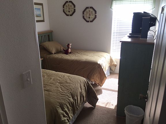 4th image of 16712 Rolling Green Dr
