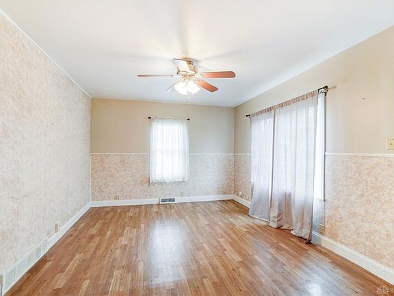5th image of 4537 Oakdell Ave