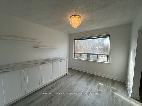 3rd image of 194 Florence Ave
