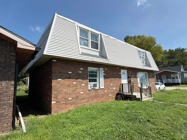 324 E Moore St, Boonville, IN 47601