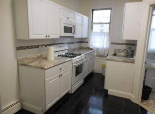 9 Ridgely Pl, Weehawken, NJ 07086