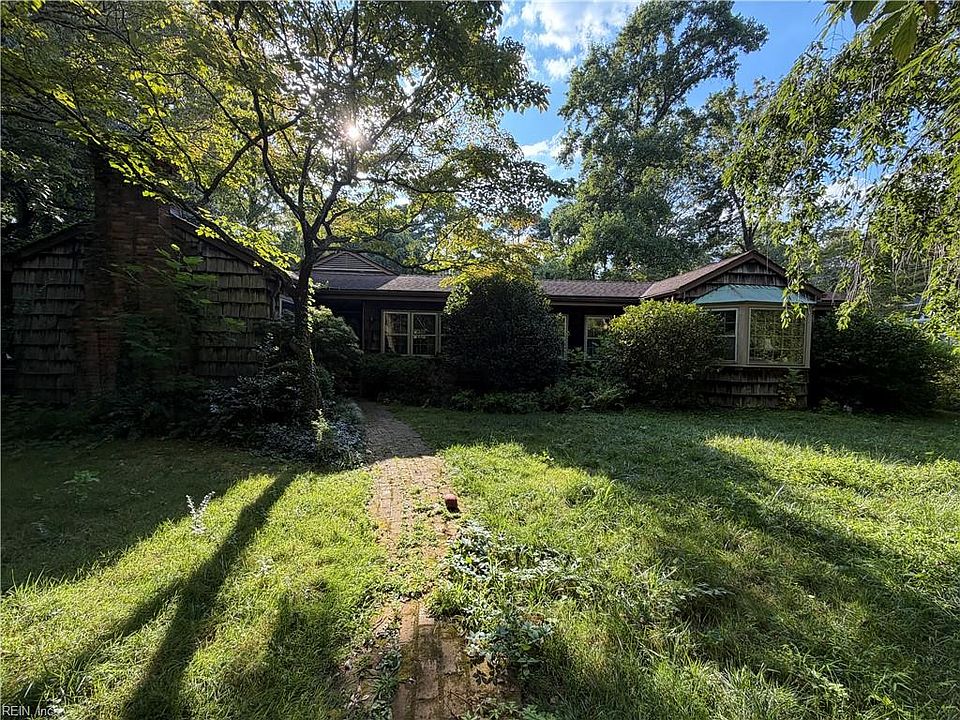 1st image of 1208 York Ln