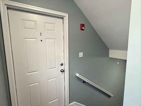 2nd image of 34 Auburn St #2