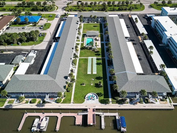 335 N Causeway APT D3, New Smyrna Beach, FL 32169